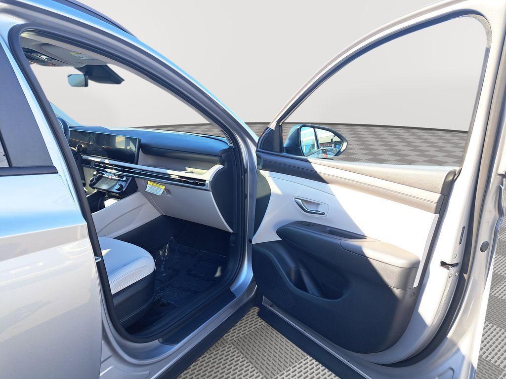 new 2025 Hyundai Tucson car, priced at $33,874