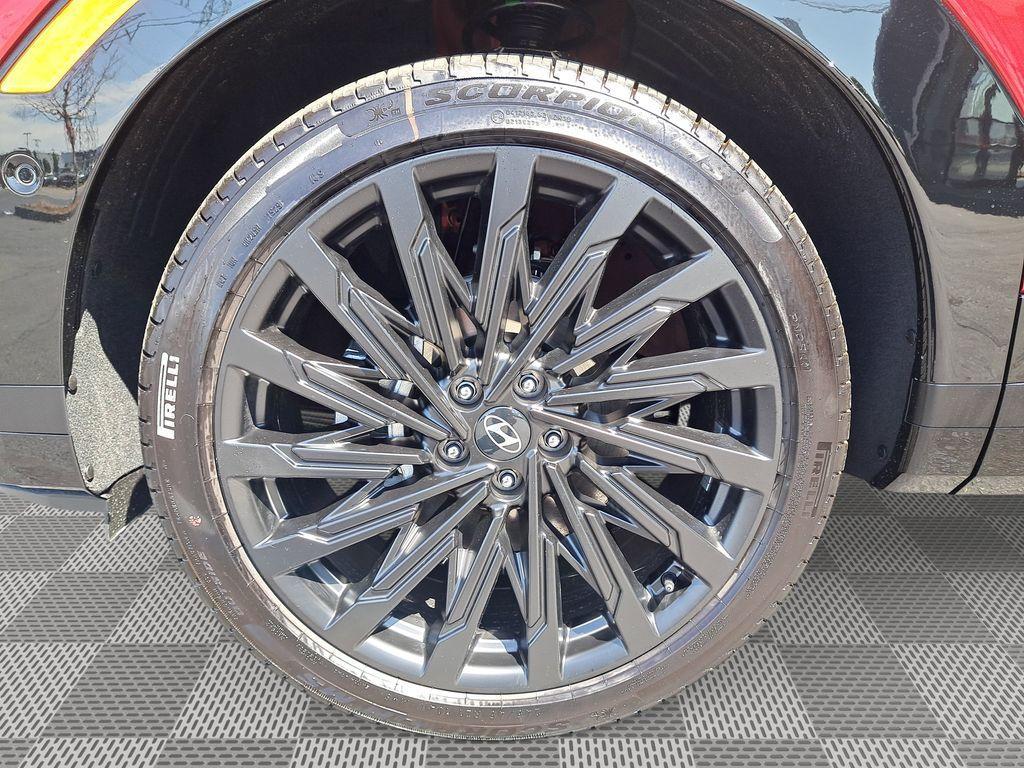 new 2025 Hyundai Santa Fe car, priced at $50,625