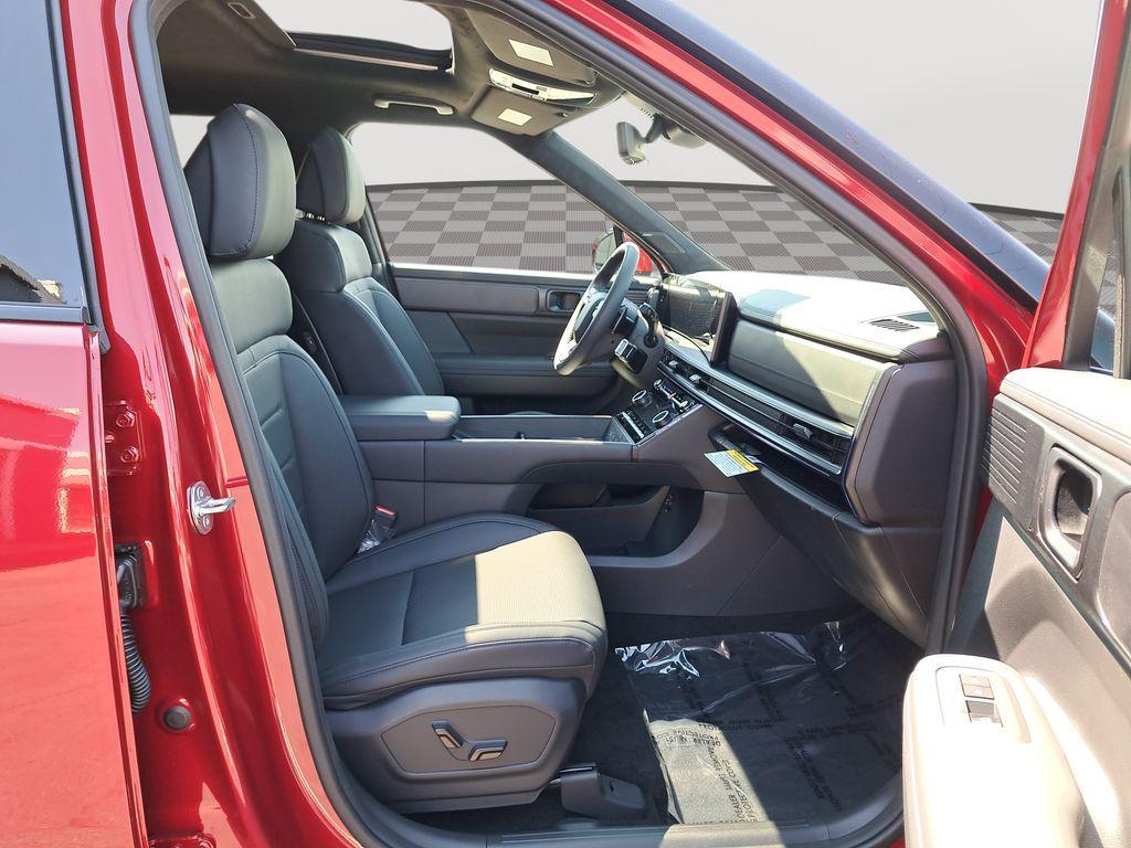 new 2025 Hyundai Santa Fe car, priced at $50,625