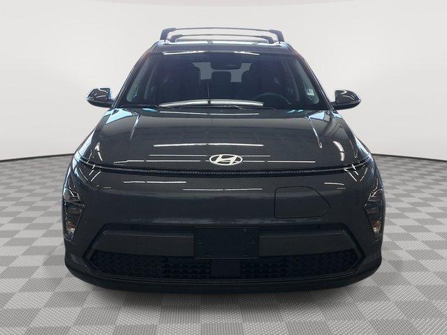 new 2025 Hyundai Kona EV car