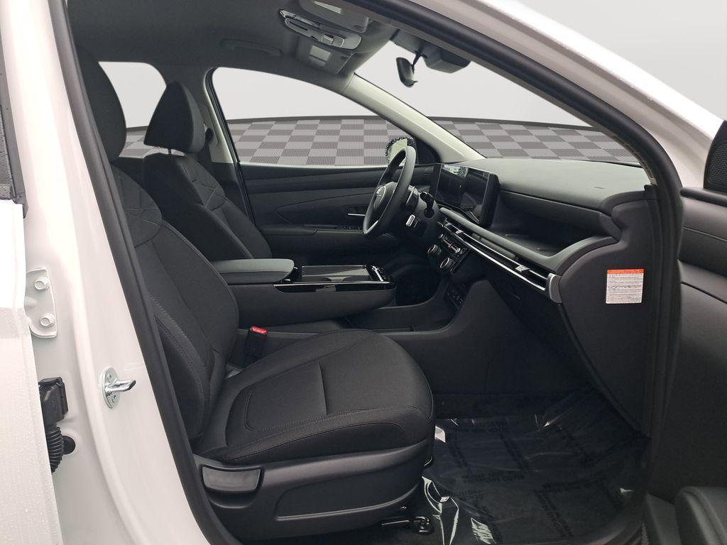 new 2026 Hyundai TUCSON Hybrid car, priced at $32,055