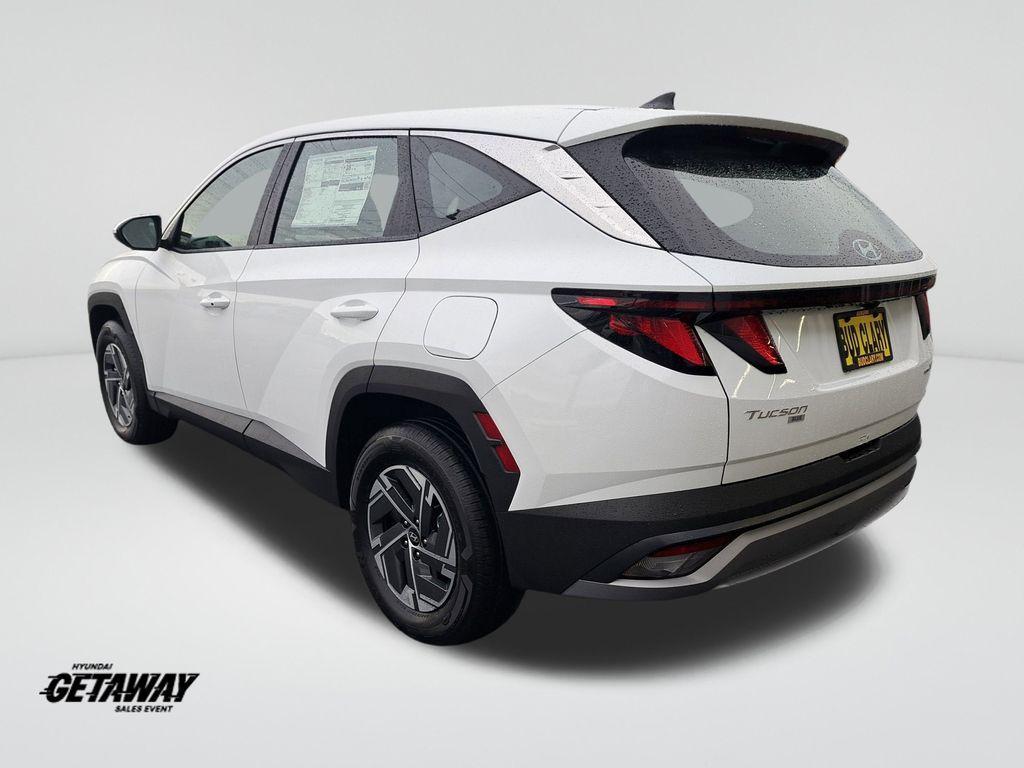 new 2026 Hyundai TUCSON Hybrid car, priced at $32,055