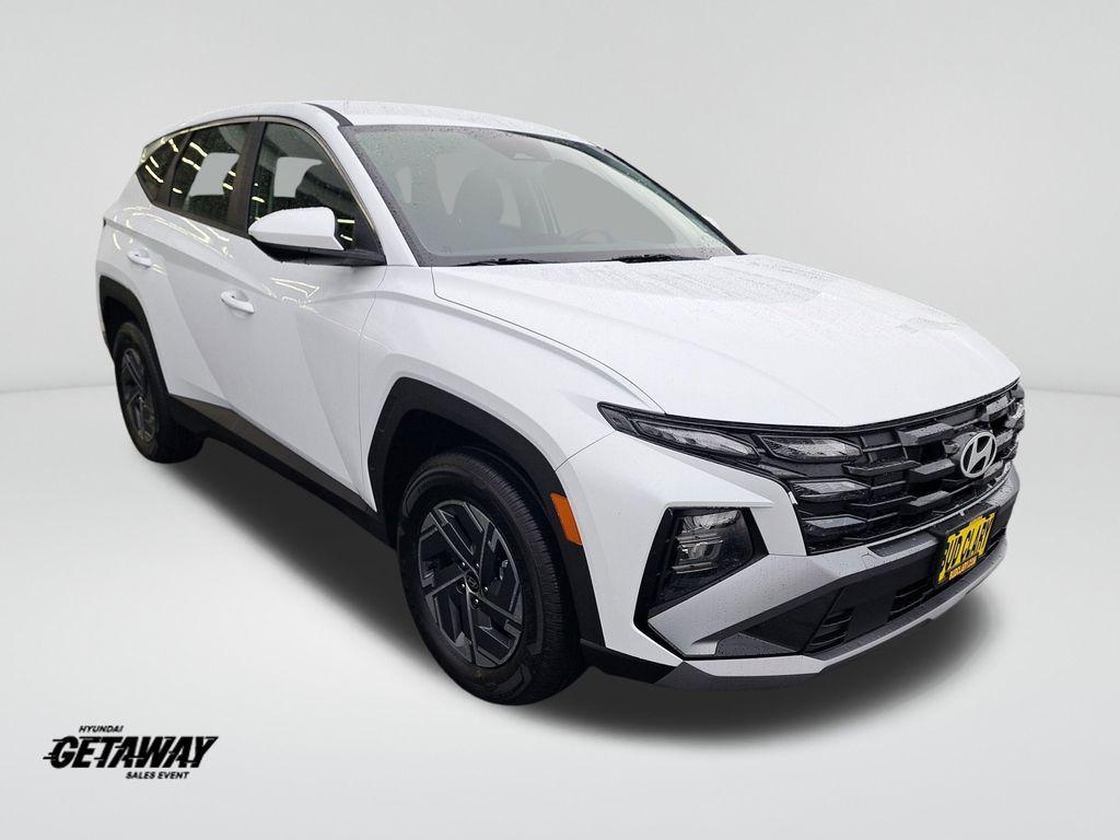 new 2026 Hyundai TUCSON Hybrid car, priced at $32,055