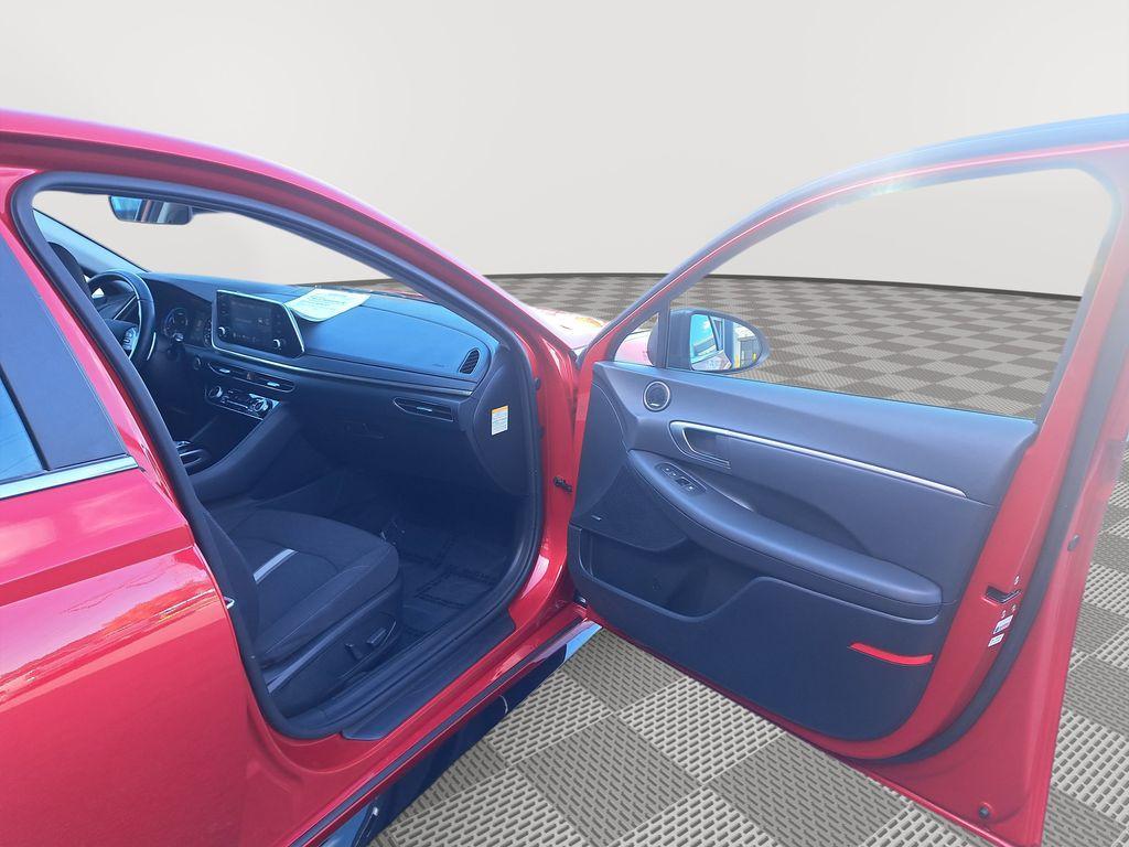 used 2022 Hyundai Sonata Hybrid car, priced at $18,449