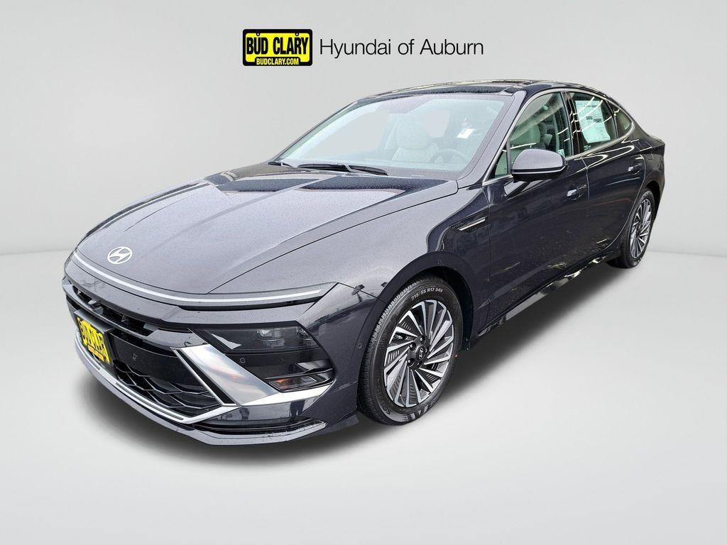 new 2025 Hyundai Sonata Hybrid car, priced at $35,995