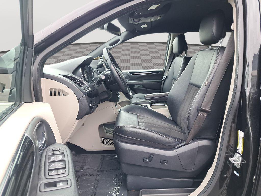 used 2020 Dodge Grand Caravan car, priced at $13,993