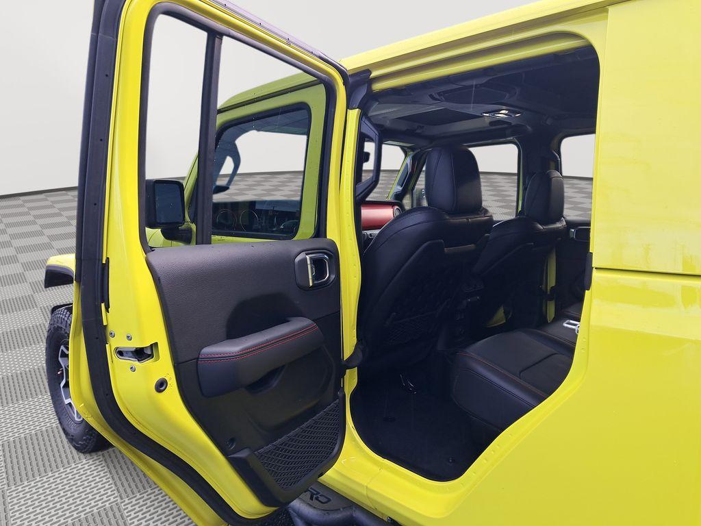 used 2023 Jeep Gladiator car, priced at $36,419