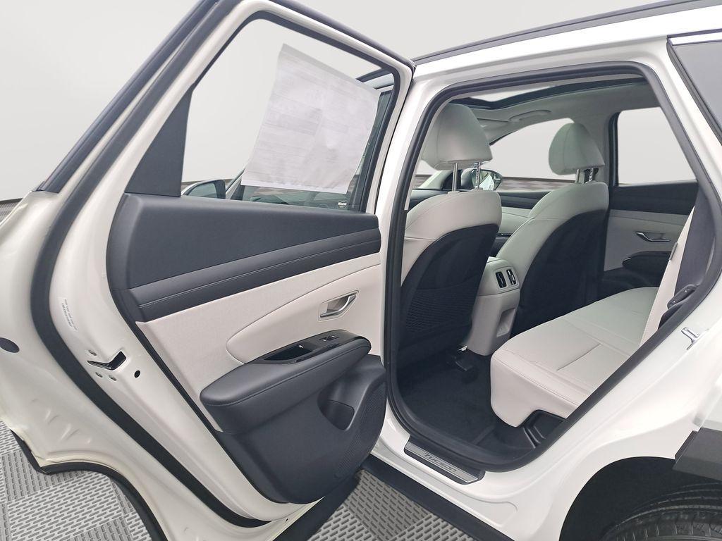 new 2026 Hyundai TUCSON Hybrid car, priced at $40,925