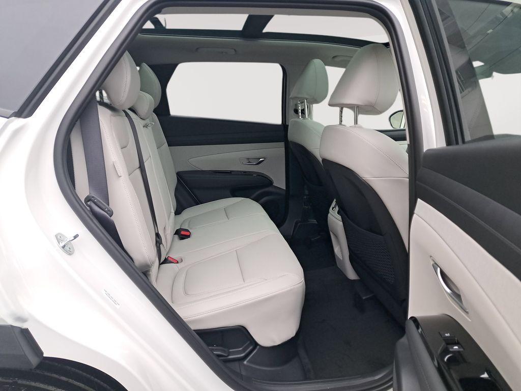 new 2026 Hyundai TUCSON Hybrid car, priced at $40,925