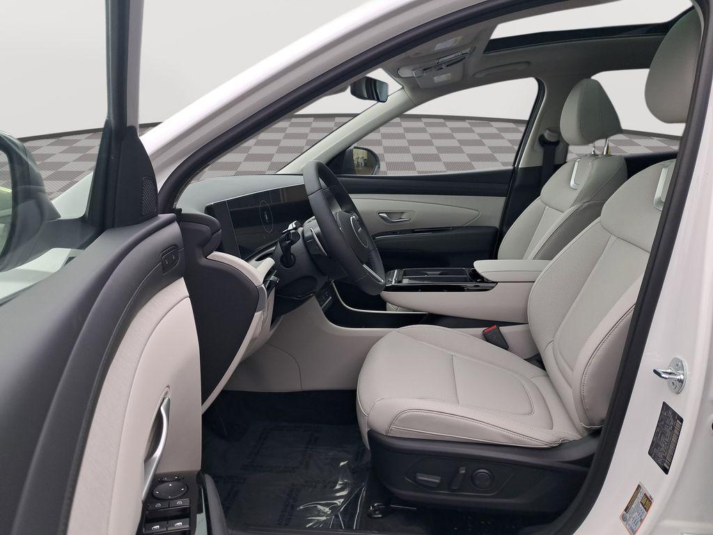 new 2026 Hyundai TUCSON Hybrid car, priced at $40,925