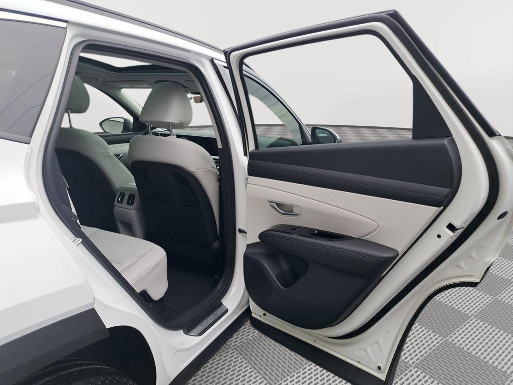 new 2026 Hyundai TUCSON Hybrid car, priced at $40,925
