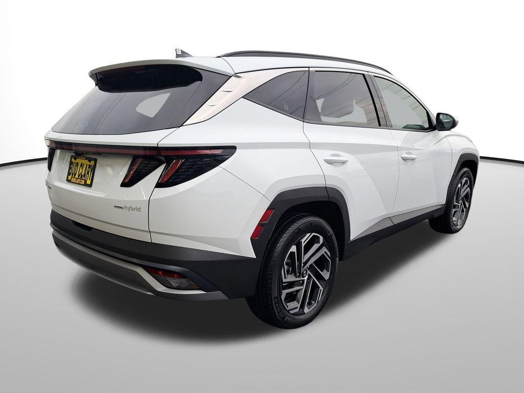 new 2026 Hyundai TUCSON Hybrid car, priced at $40,925
