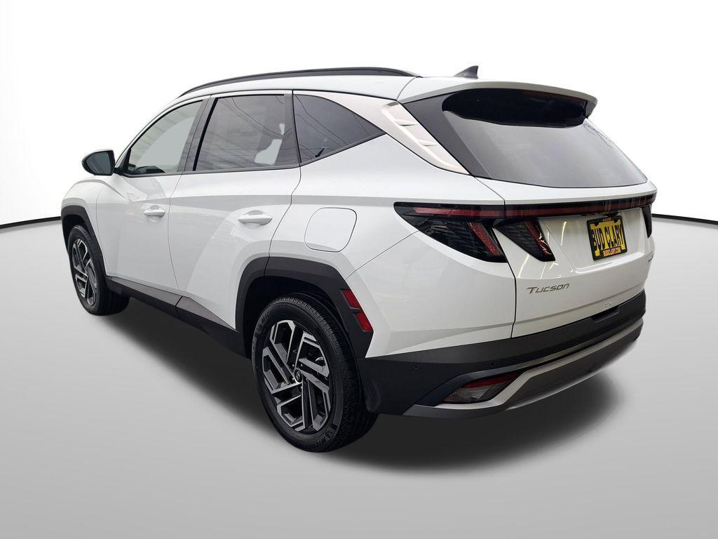 new 2026 Hyundai TUCSON Hybrid car, priced at $40,925