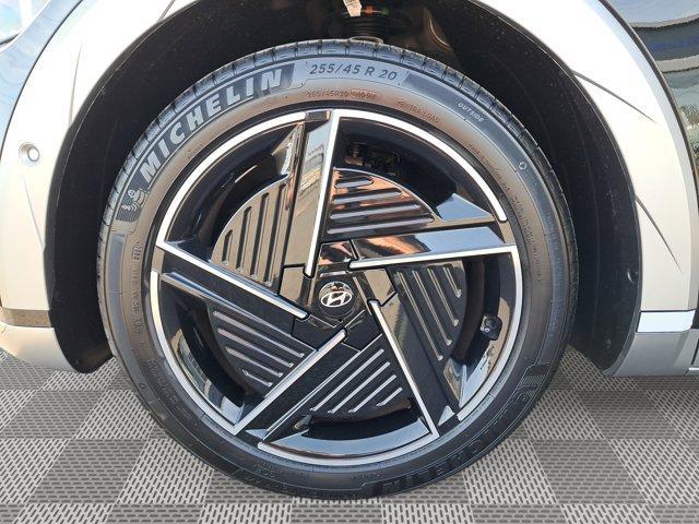 new 2025 Hyundai IONIQ 5 car