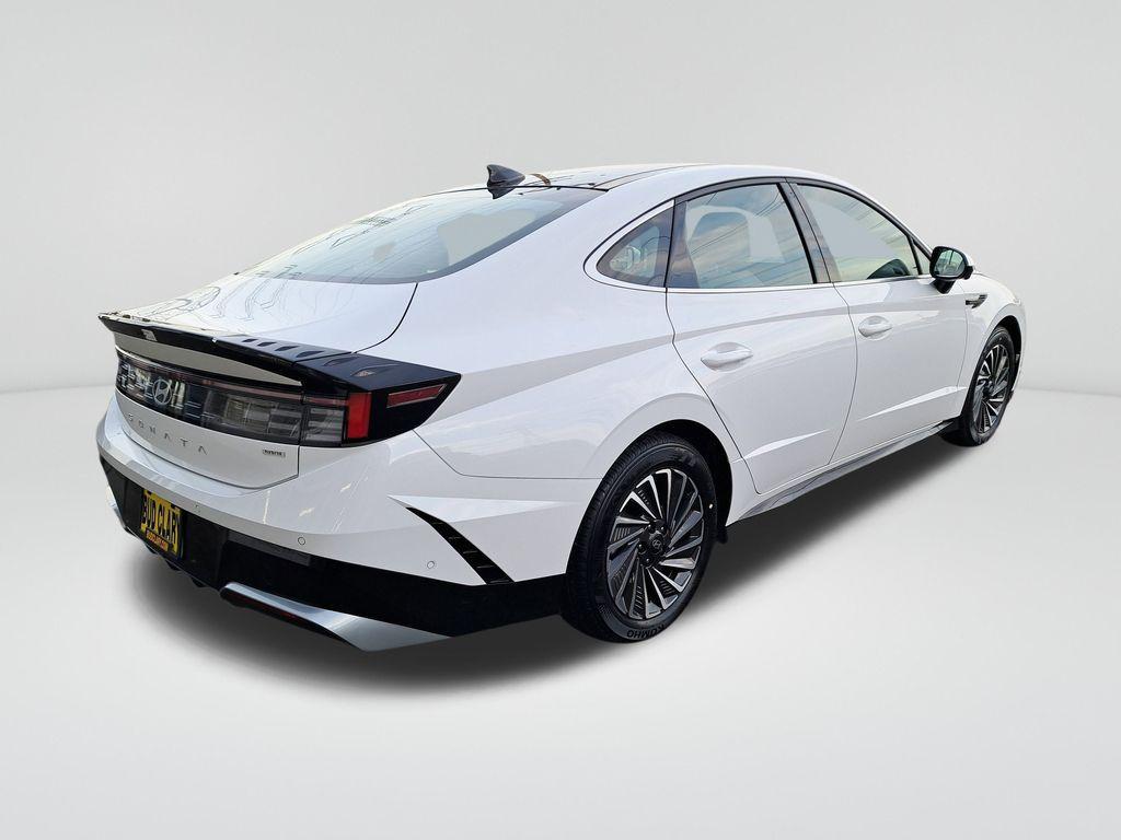 new 2025 Hyundai Sonata Hybrid car, priced at $36,385