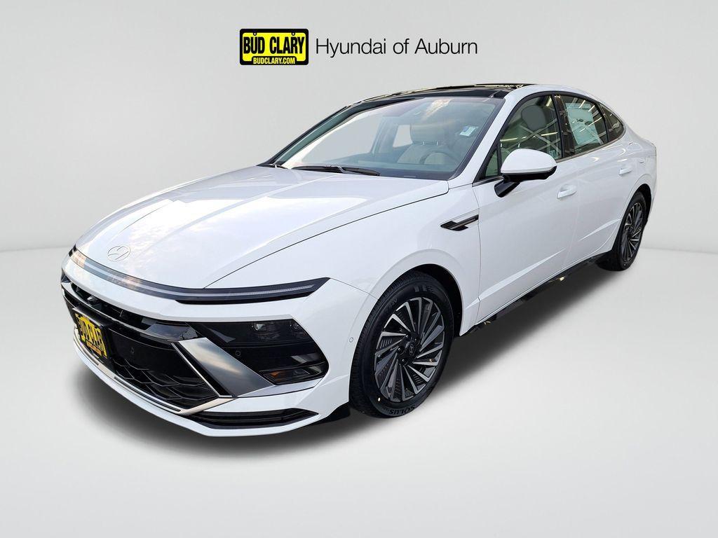new 2025 Hyundai Sonata Hybrid car, priced at $36,385