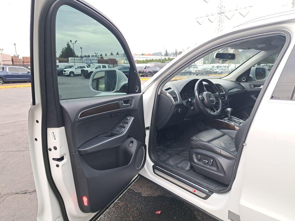 used 2014 Audi Q5 car, priced at $9,871