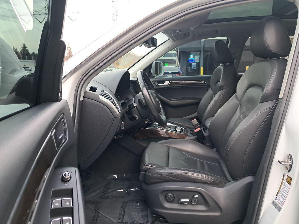 used 2014 Audi Q5 car, priced at $9,871