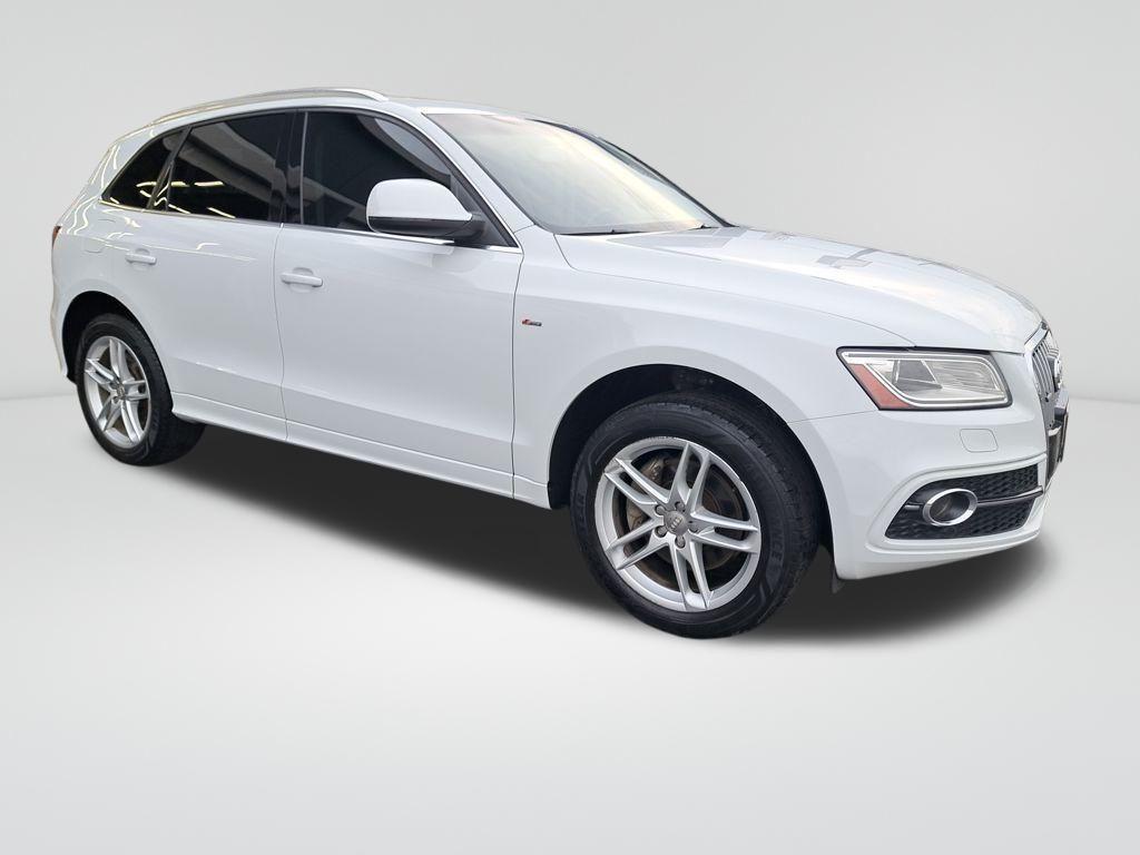 used 2014 Audi Q5 car, priced at $9,871