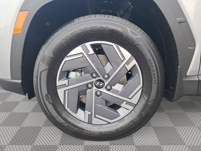 new 2025 Hyundai TUCSON Hybrid car, priced at $35,192