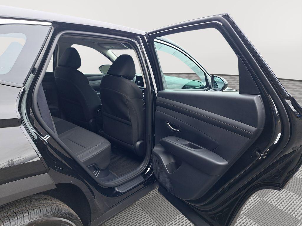 new 2026 Hyundai TUCSON Hybrid car, priced at $31,620