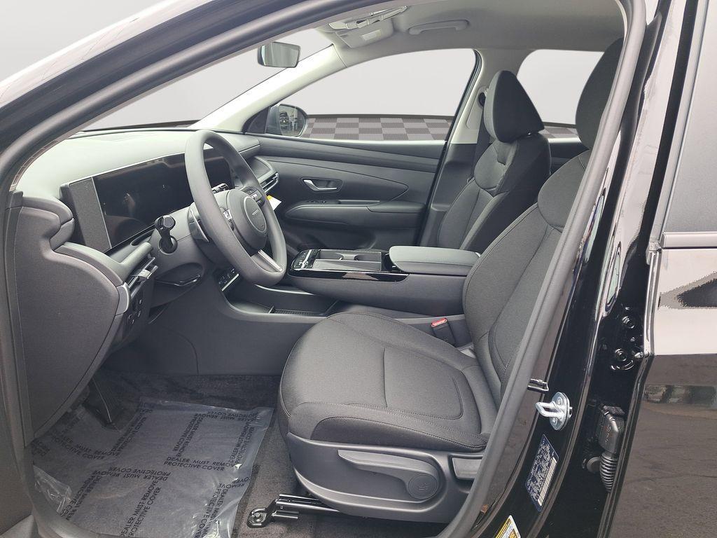 new 2026 Hyundai TUCSON Hybrid car, priced at $31,620