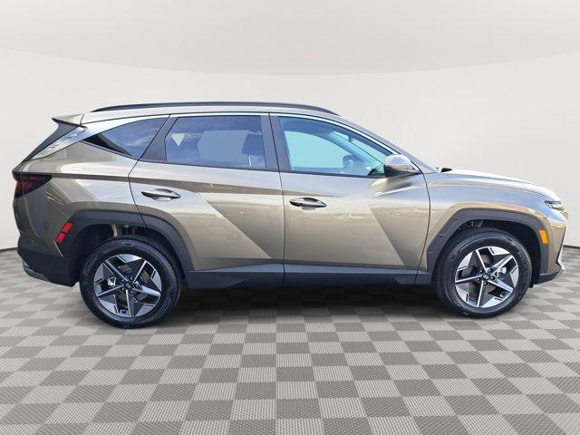 new 2026 Hyundai TUCSON Hybrid car, priced at $35,474