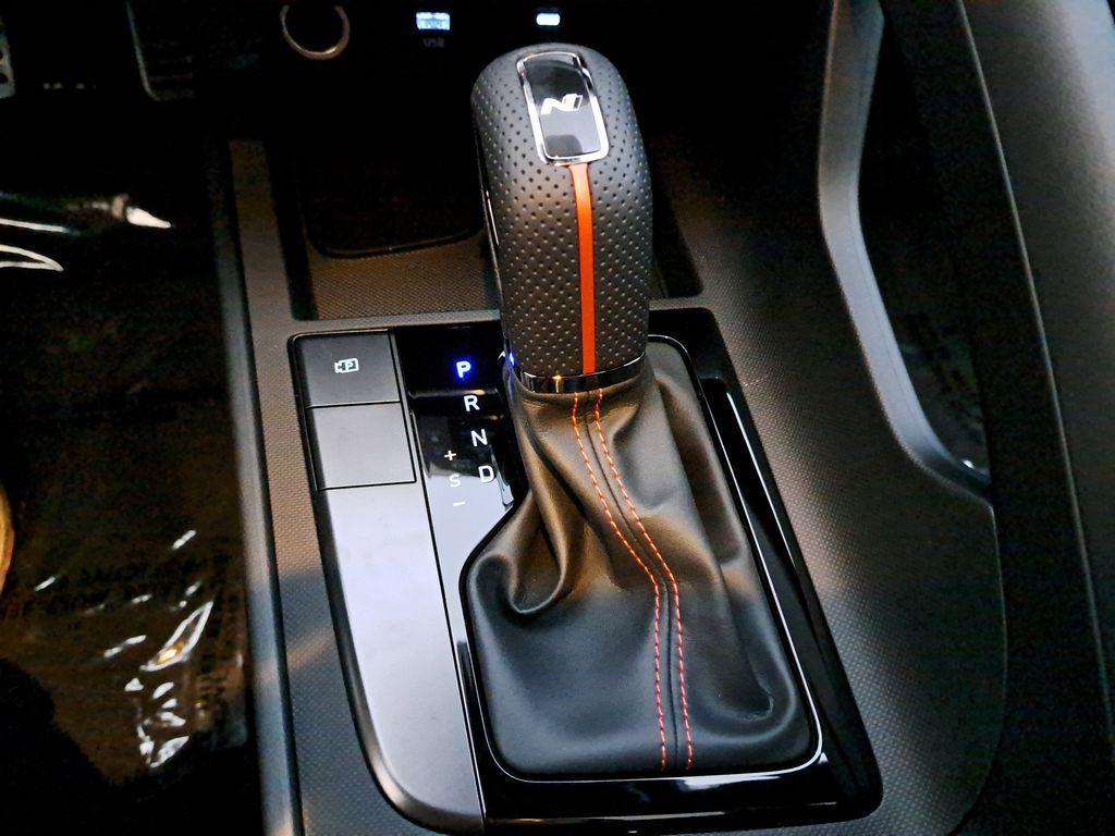 new 2025 Hyundai Elantra car, priced at $29,640