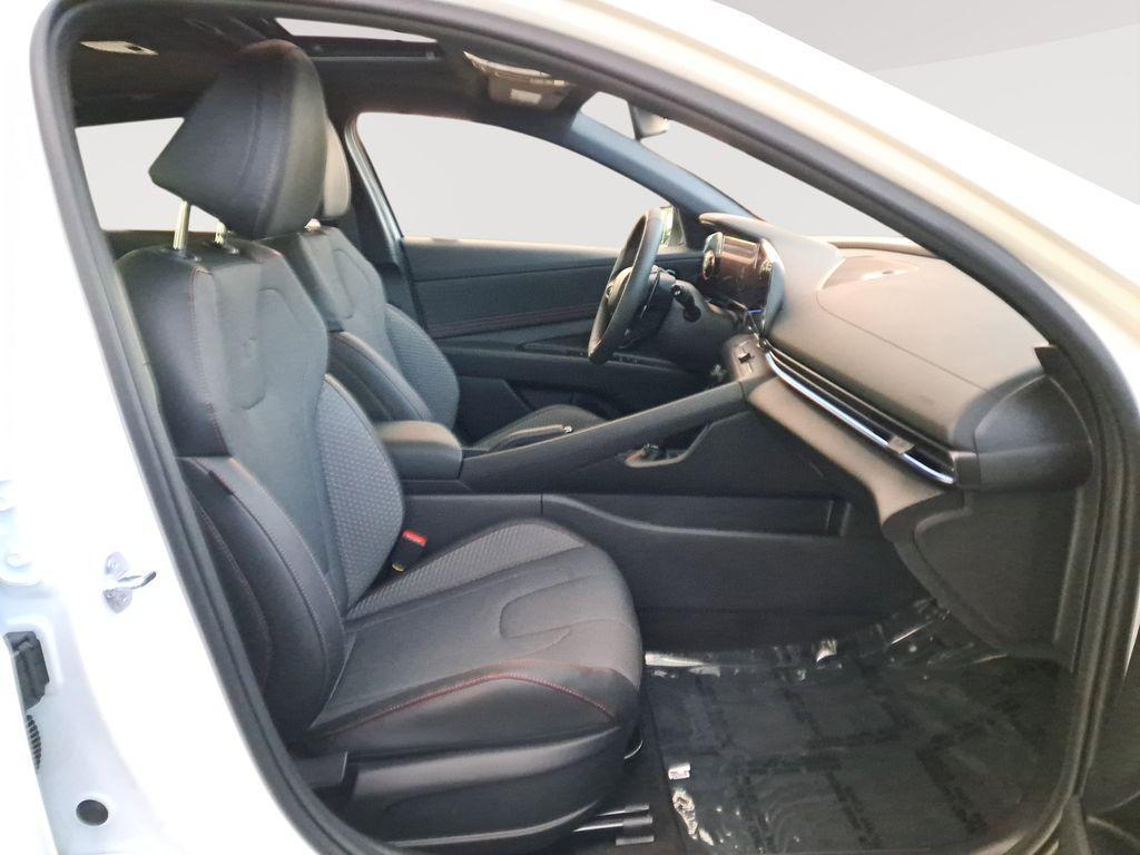 new 2025 Hyundai Elantra car, priced at $29,640