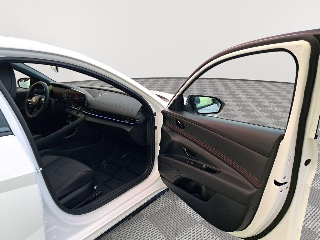 new 2025 Hyundai Elantra car, priced at $29,640