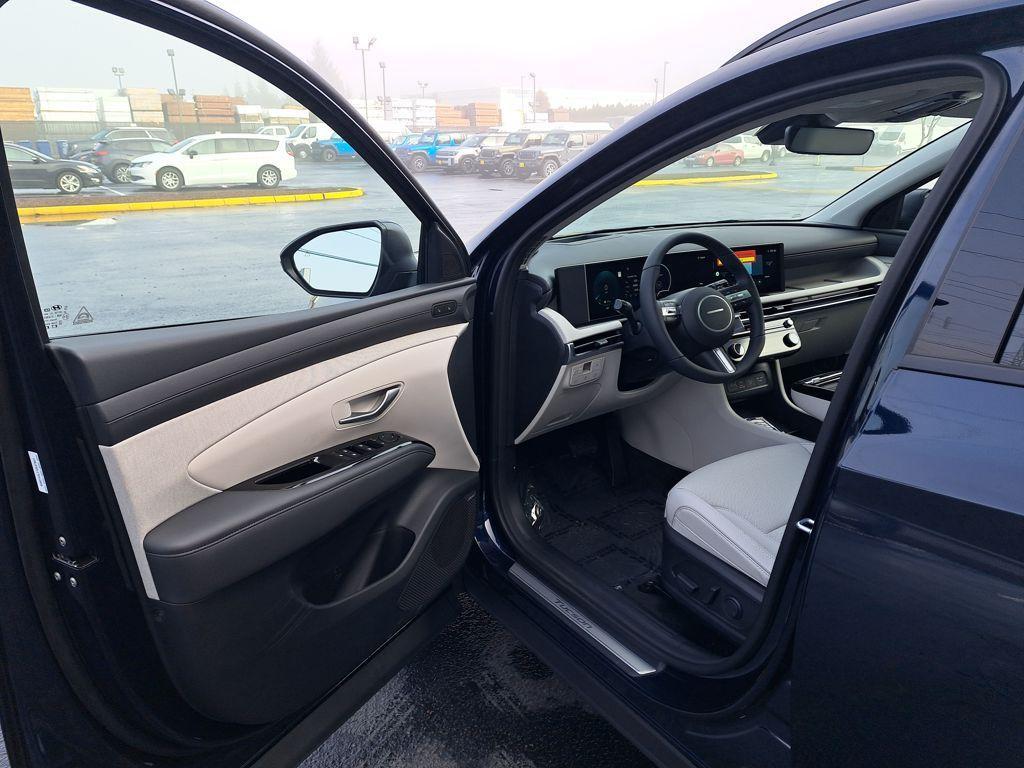 new 2026 Hyundai TUCSON Hybrid car, priced at $41,280