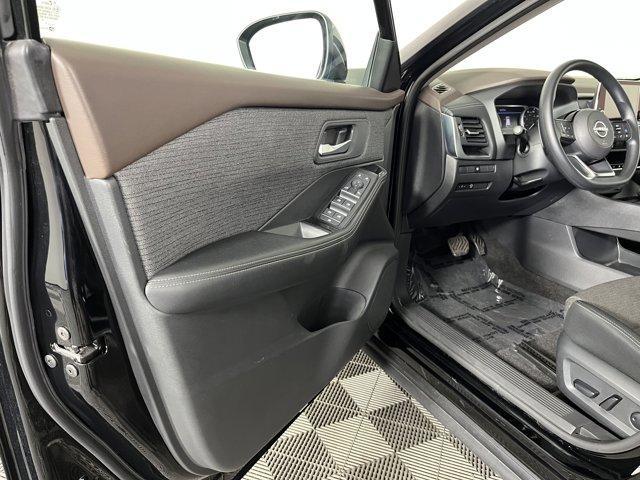 used 2023 Nissan Rogue car, priced at $21,992
