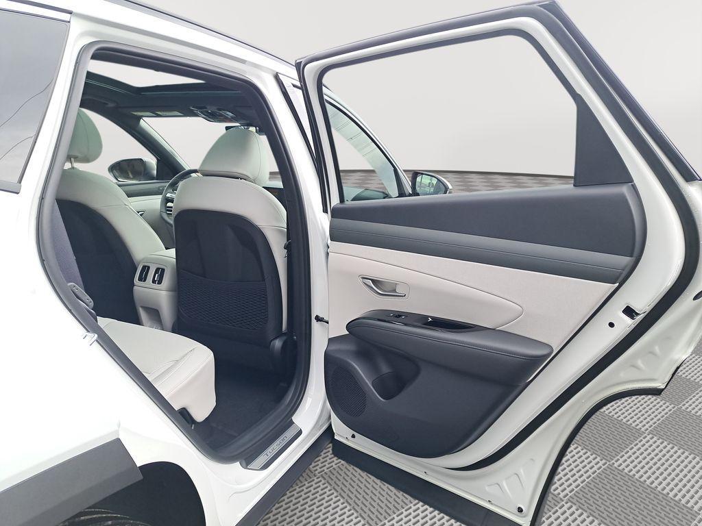 new 2026 Hyundai TUCSON Hybrid car, priced at $38,993