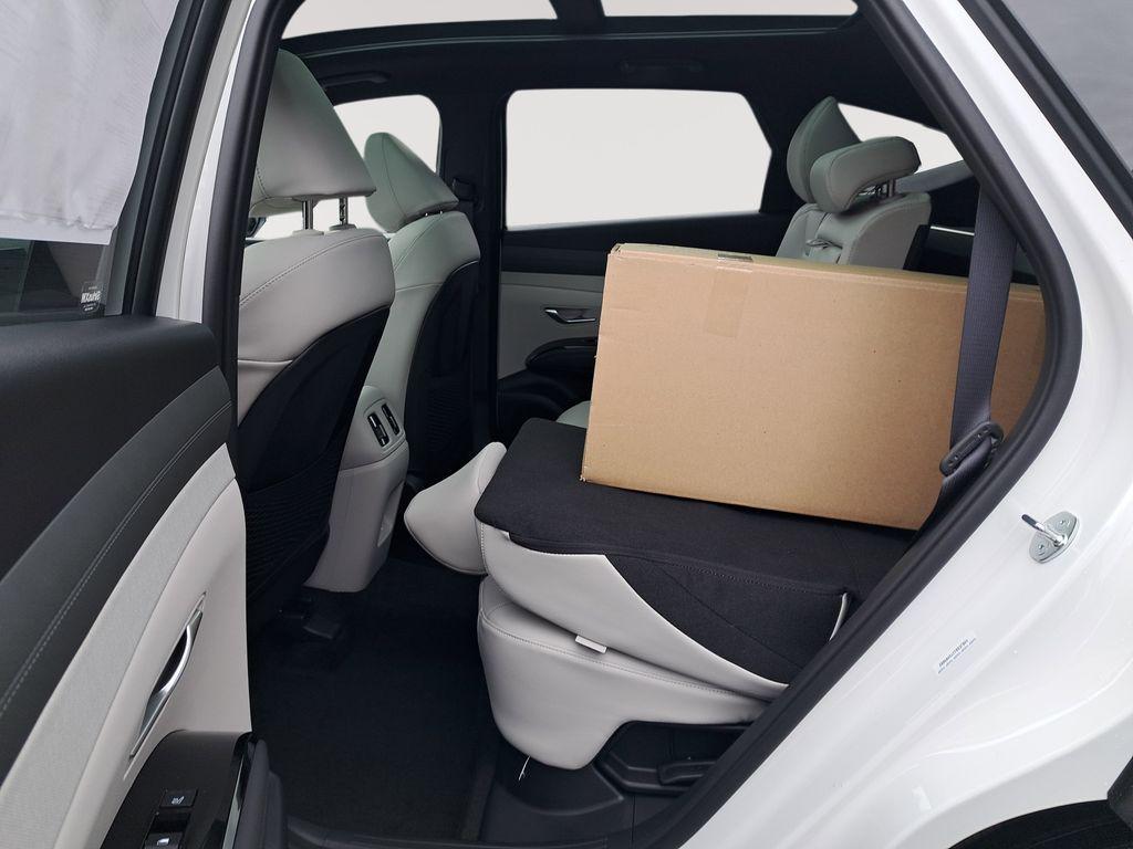 new 2026 Hyundai TUCSON Hybrid car, priced at $38,993