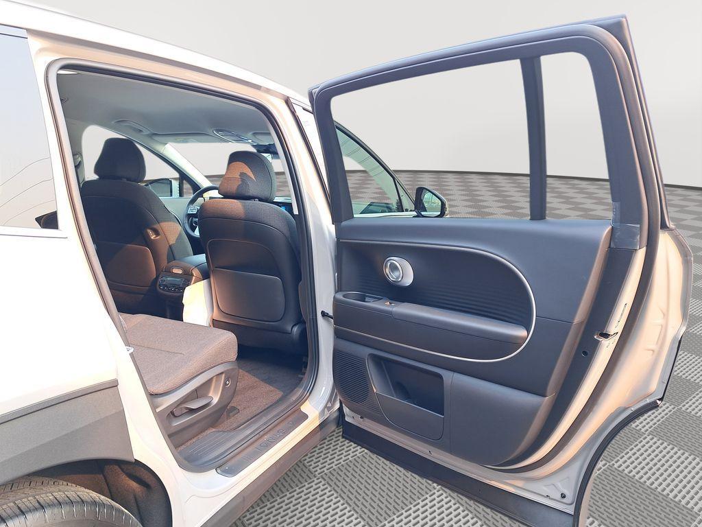 new 2026 Hyundai IONIQ 9 car, priced at $60,557