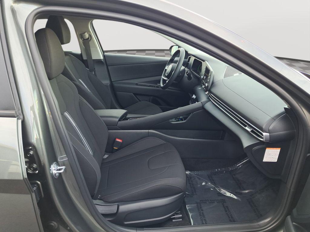 new 2026 Hyundai ELANTRA HEV car, priced at $26,610