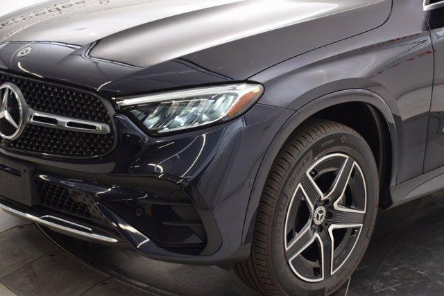 new 2024 Mercedes-Benz GLC 300 car, priced at $60,095