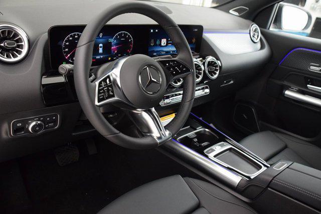 new 2025 Mercedes-Benz GLA 250 car, priced at $46,120