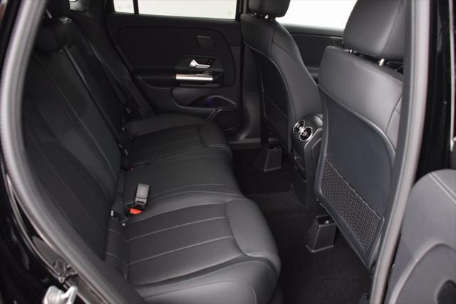 new 2025 Mercedes-Benz GLA 250 car, priced at $45,845