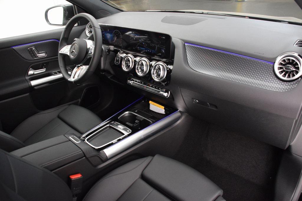 new 2025 Mercedes-Benz GLA 250 car, priced at $45,845
