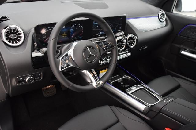 new 2025 Mercedes-Benz GLA 250 car, priced at $45,845