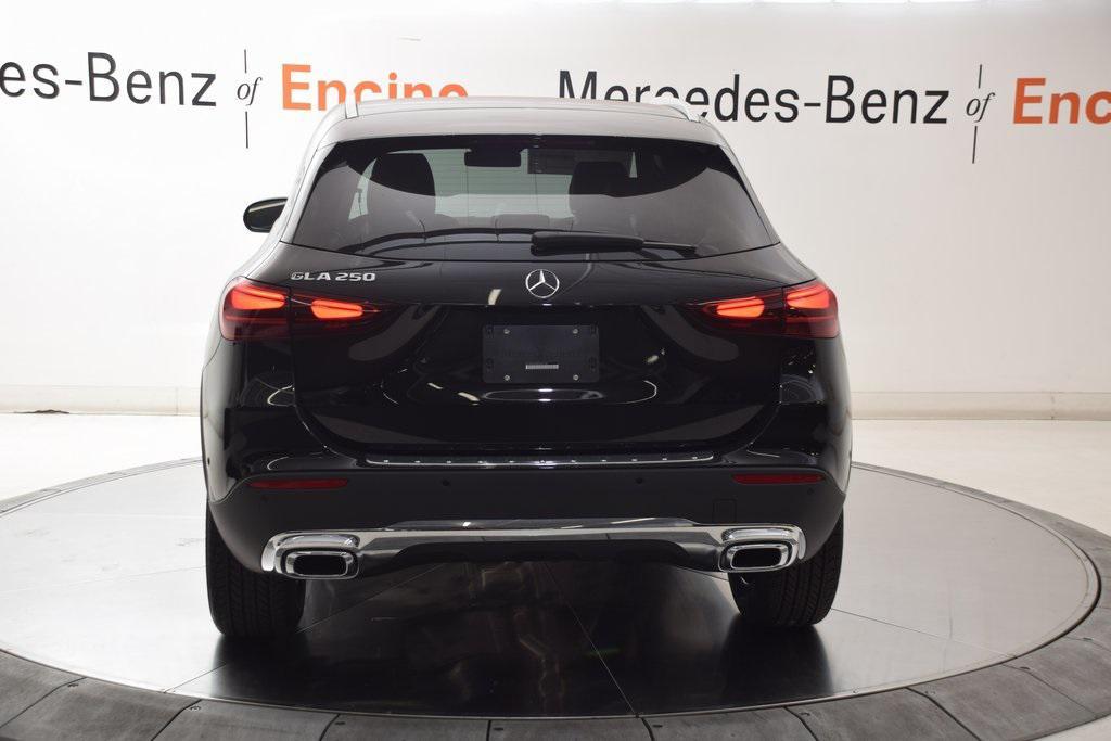 new 2025 Mercedes-Benz GLA 250 car, priced at $45,845