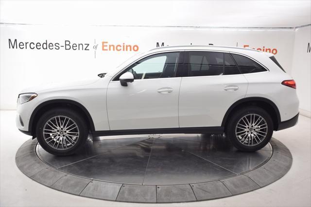 new 2025 Mercedes-Benz GLC 300 car, priced at $53,725