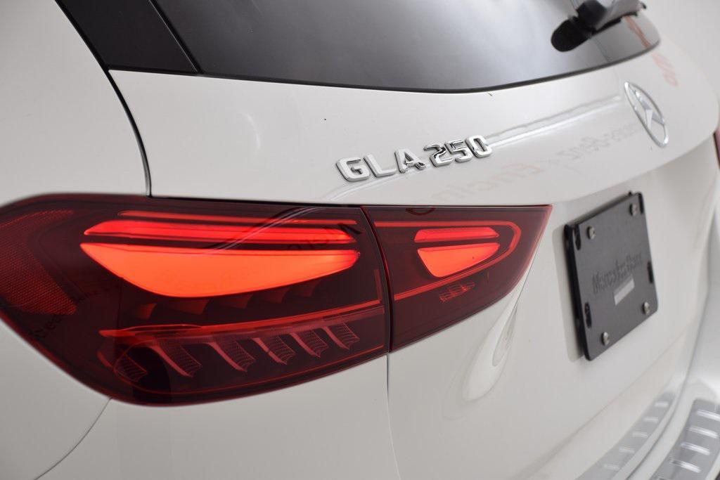 new 2026 Mercedes-Benz GLA 250 car, priced at $45,010