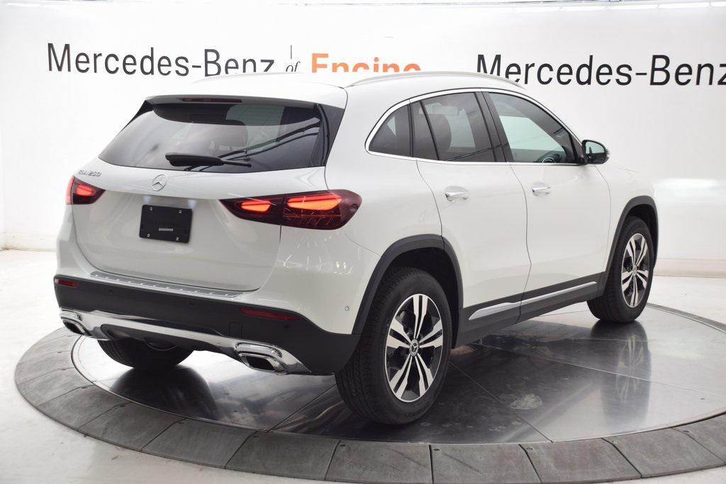 new 2026 Mercedes-Benz GLA 250 car, priced at $45,010
