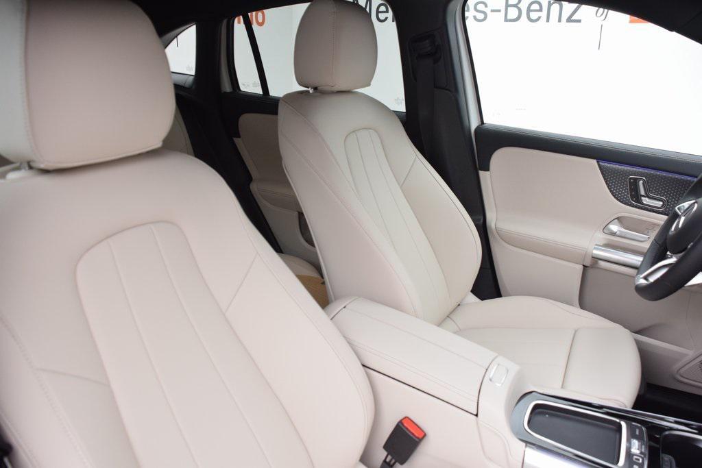 new 2026 Mercedes-Benz GLA 250 car, priced at $45,010