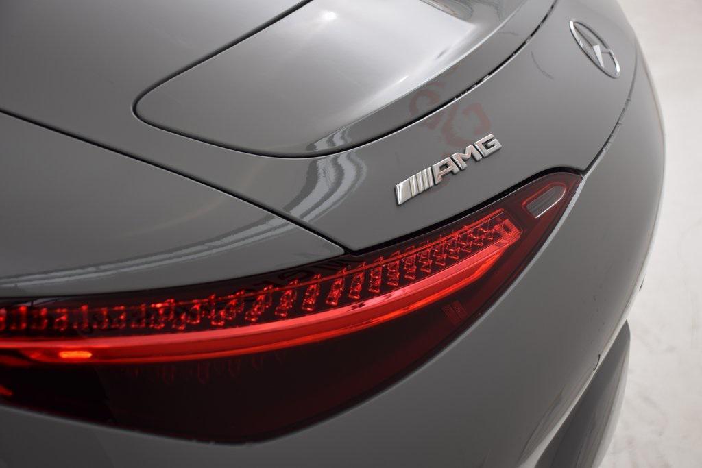 new 2025 Mercedes-Benz AMG SL 63 car, priced at $227,895