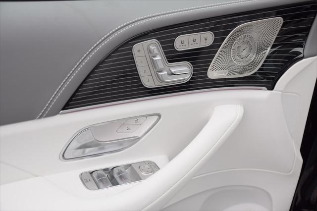 new 2025 Mercedes-Benz Maybach GLS 600 car
