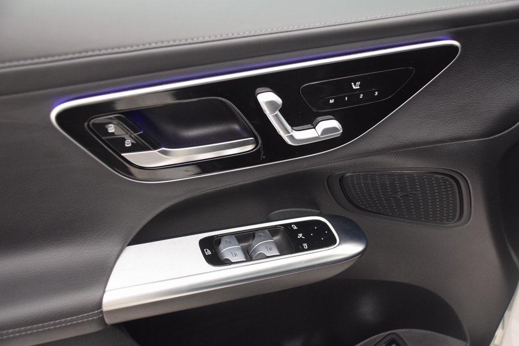 used 2025 Mercedes-Benz GLC 300 car, priced at $45,997