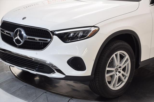 new 2025 Mercedes-Benz GLC 300 car, priced at $51,125